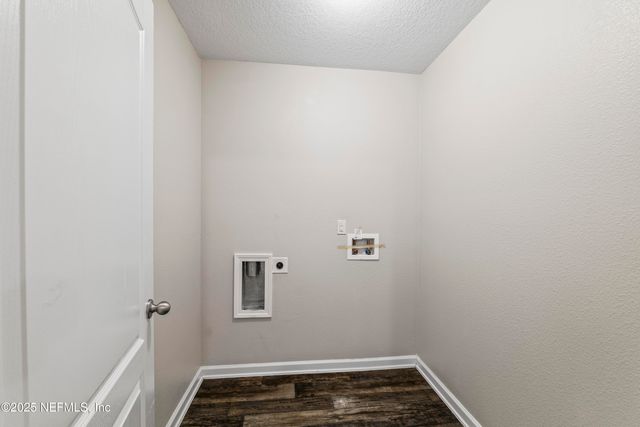 6847 HANFORD Street, Jacksonville, FL 32219