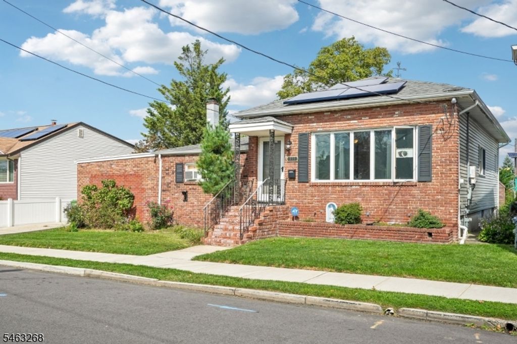 933 Mccandless Pl, Linden City, NJ 07036 — photo 2