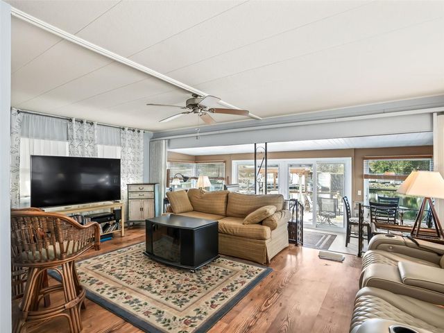 11506 JOHNSON CIRCLE, Tavares, FL 32778