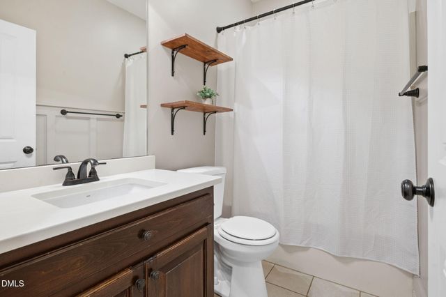 112 Derby Lane, Lillington, NC 27546