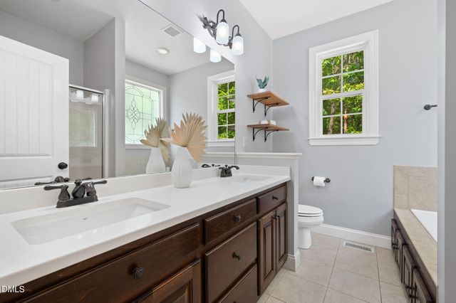 112 Derby Lane, Lillington, NC 27546