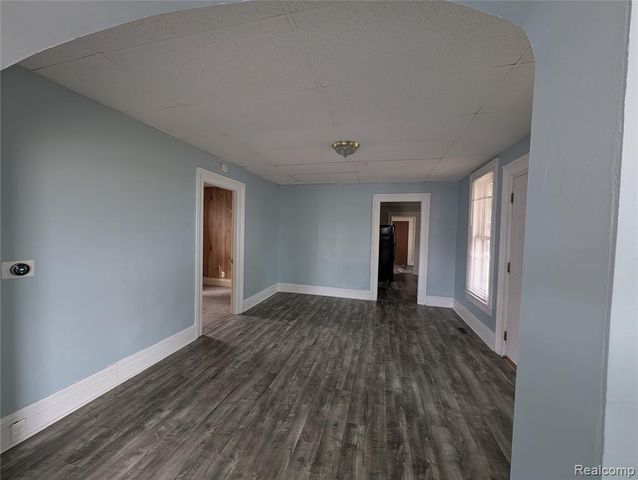 220 W Park Street, Lapeer, MI 48446
