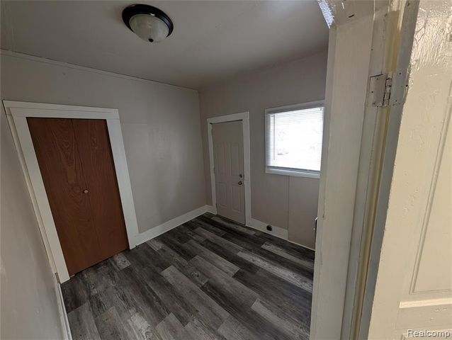 220 W Park Street, Lapeer, MI 48446