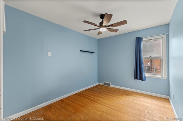 9616 Auburndale Street, Livonia, MI 48150