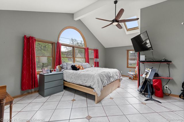 9616 Auburndale Street, Livonia, MI 48150