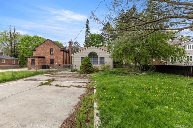 9616 Auburndale Street, Livonia, MI 48150