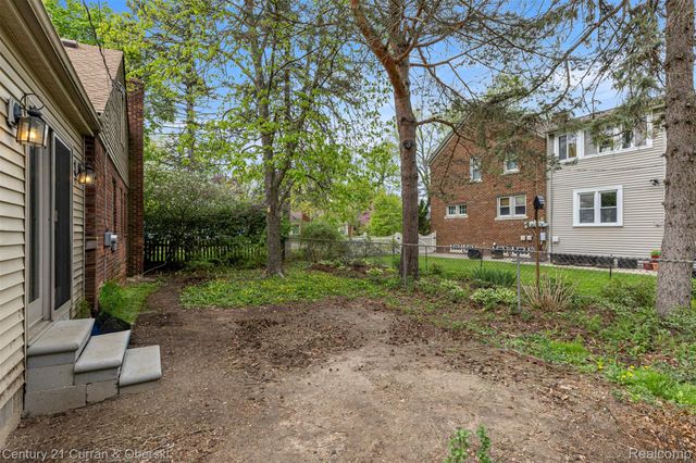 9616 Auburndale Street, Livonia, MI 48150