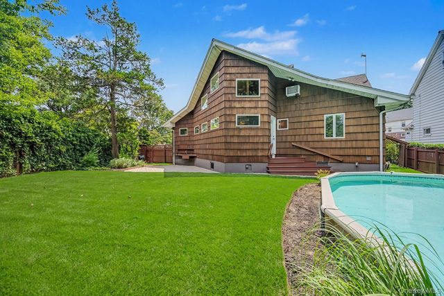 14645 13th Avenue, Whitestone, NY 11357