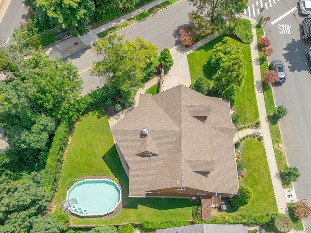 14645 13th Avenue, Whitestone, NY 11357