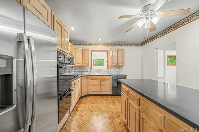 14645 13th Avenue, Whitestone, NY 11357