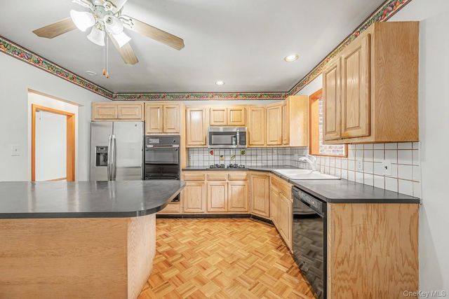 14645 13th Avenue, Whitestone, NY 11357