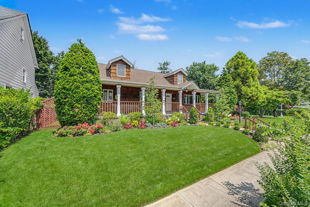 14645 13th Avenue, Whitestone, NY 11357 — photo 2