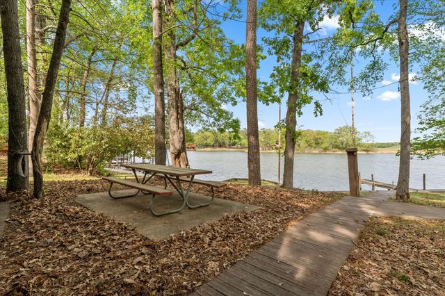 405 Triple S Drive, Mount Vernon, TX 75457
