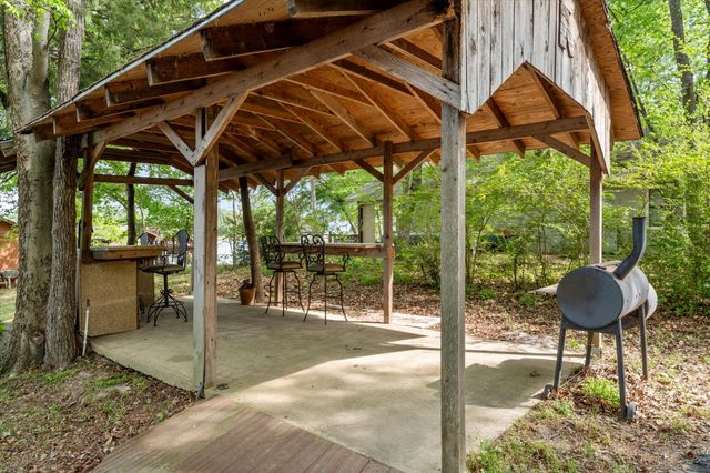 405 Triple S Drive, Mount Vernon, TX 75457