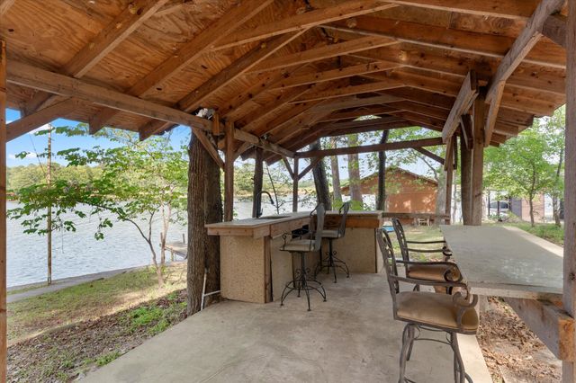 405 Triple S Drive, Mount Vernon, TX 75457