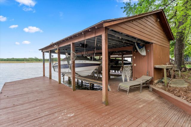 405 Triple S Drive, Mount Vernon, TX 75457