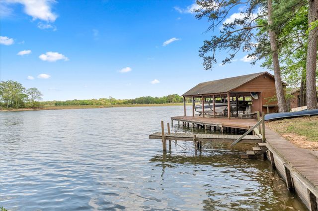 405 Triple S Drive, Mount Vernon, TX 75457