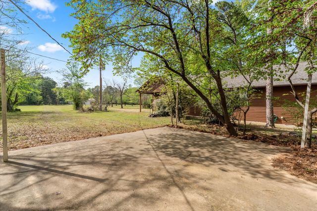 405 Triple S Drive, Mount Vernon, TX 75457