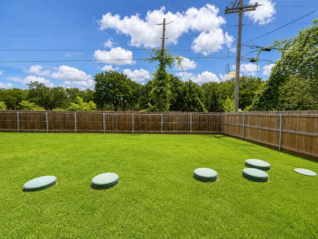 801 Meadowlark Circle, Granbury, TX 76049