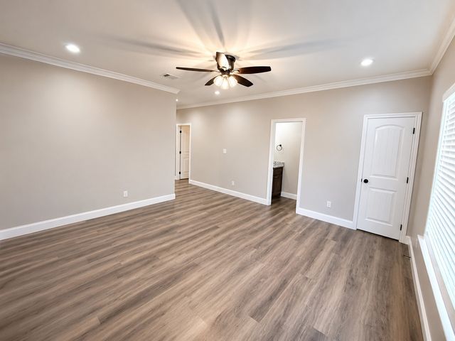 801 Meadowlark Circle, Granbury, TX 76049