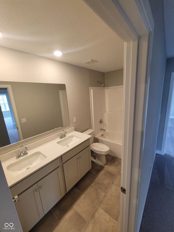 1381 Turner Trace Place, Avon, IN 46123