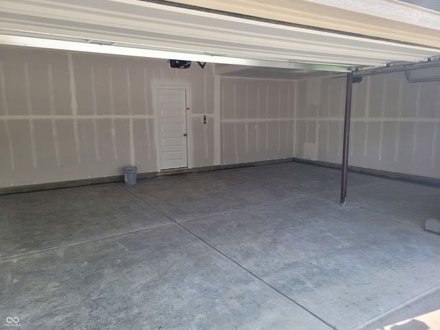 1381 Turner Trace Place, Avon, IN 46123