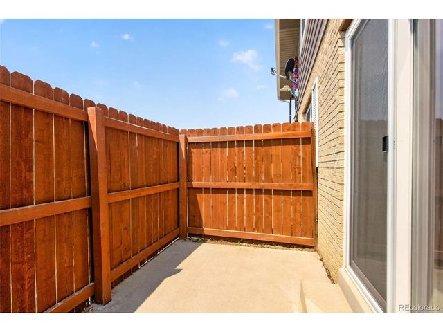 9964 Orangewood Dr, Denver, CO 80260