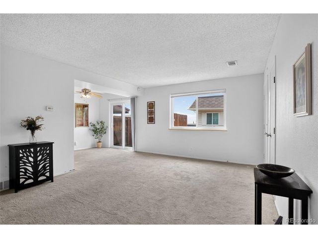 9964 Orangewood Dr, Denver, CO 80260