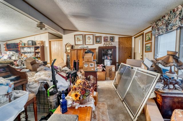 892 S 500 W, Hebron, IN 46341