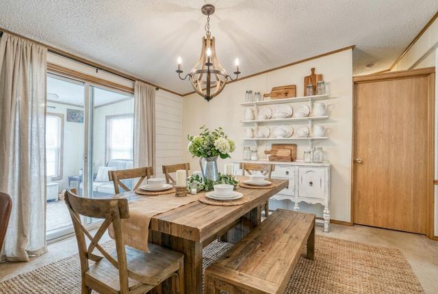 892 S 500 W, Hebron, IN 46341