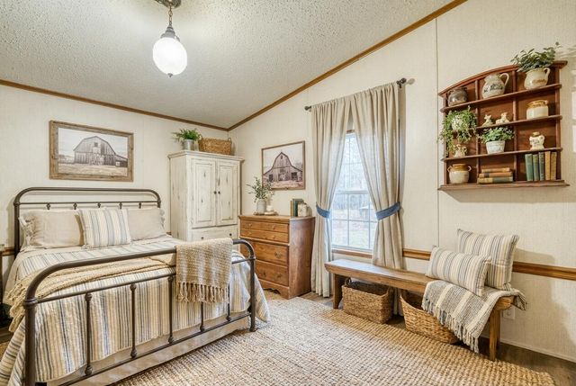 892 S 500 W, Hebron, IN 46341