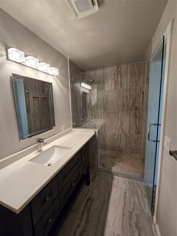8502 Hawthorne Street, Frisco, TX 75034