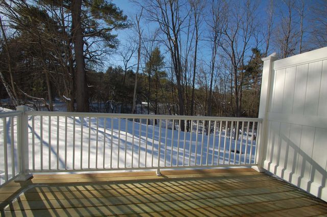 3A Dearborn Circle, Goffstown, NH 03045