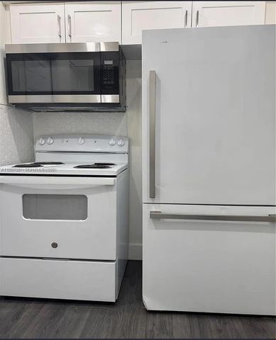 522 NW 13th Ave 1-2, Fort Lauderdale, FL 33311