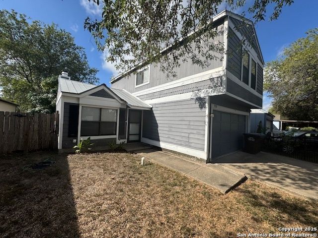 10010 Amber Field, San Antonio, TX 78245