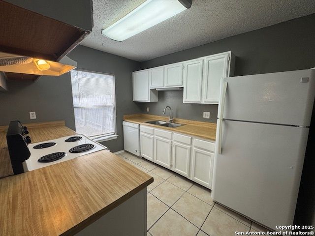 10010 Amber Field, San Antonio, TX 78245