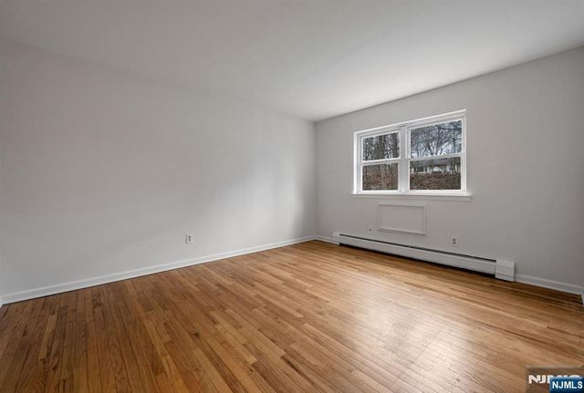 121 Regency Park, Ramsey, NJ 07446