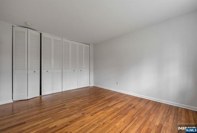 121 Regency Park, Ramsey, NJ 07446