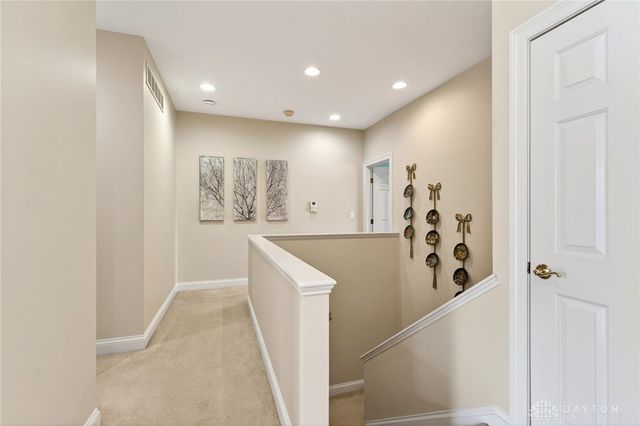 1475 Country Wood Drive, Bellbrook, OH 45440