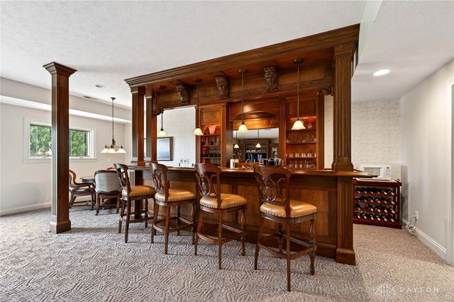 1475 Country Wood Drive, Bellbrook, OH 45440