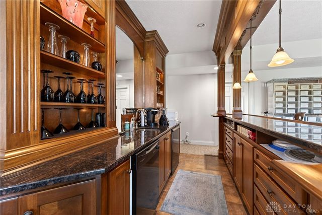 1475 Country Wood Drive, Bellbrook, OH 45440