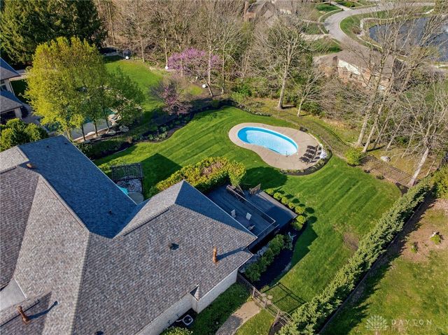 1475 Country Wood Drive, Bellbrook, OH 45440