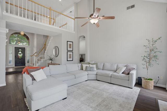 2214 Cherry Hill Lane, Mckinney, TX 75072