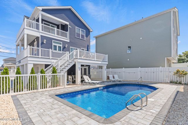 99 Coolidge Avenue, Ortley Beach, NJ 08751