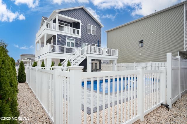 99 Coolidge Avenue, Ortley Beach, NJ 08751