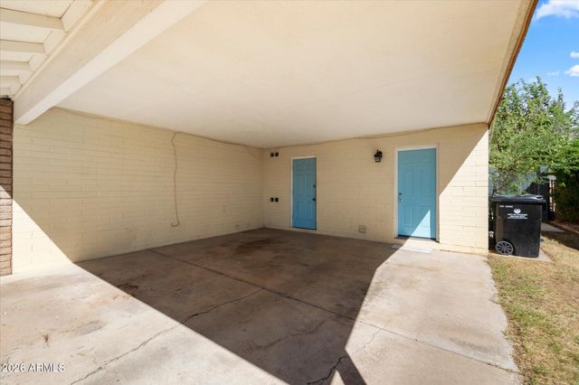4348 W Garden Drive, Glendale, AZ 85304