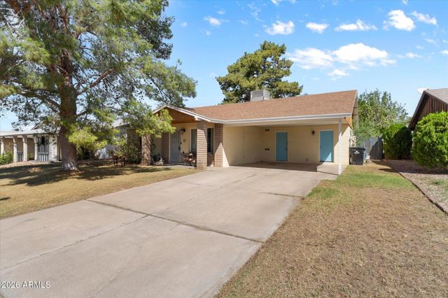 4348 W Garden Drive, Glendale, AZ 85304