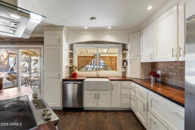 4348 W Garden Drive, Glendale, AZ 85304