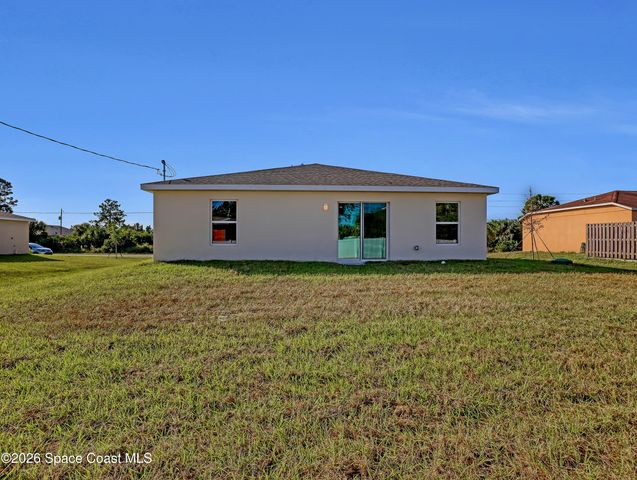 511 J A Bombardier Boulevard SW, Palm Bay, FL 32908