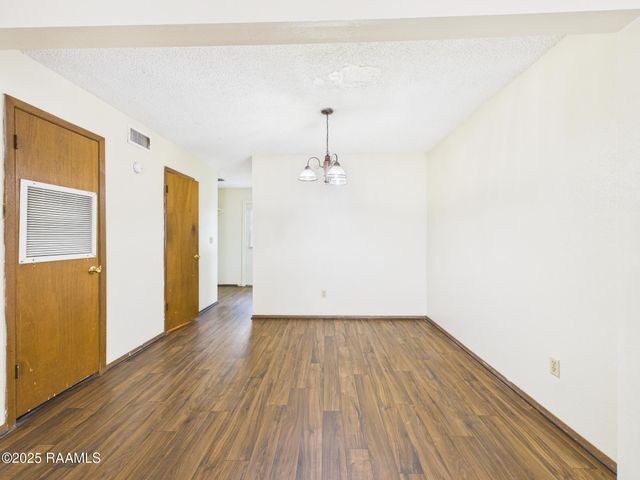 201 High Meadows Boulevard 122, Lafayette, LA 70507